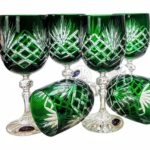 szmaragdowe kieliszki do wina kryształowe